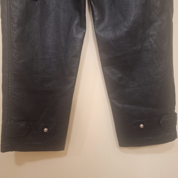 Wilfred Aritzia Faux Leather High Rise Modern Cargo Pants Black SZ 4 NWOT - Picture 11 of 15